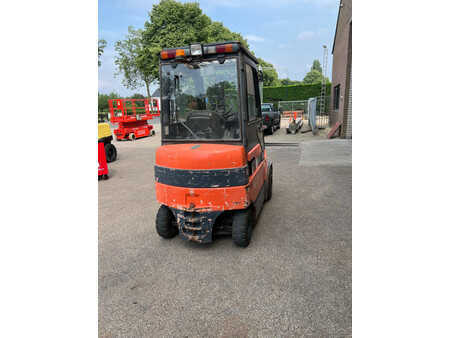 Elektro čtyřkolový VZV 2005  Toyota 7FBMF25 (3)