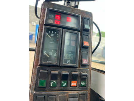 73758_902452129-23.jpg?v=1761539136