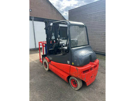4-wiel elektrische heftrucks 1995  Linde E30-01 (3)