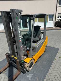 Carrelli elettrici 4 ruote 2018  Jungheinrich EFG 316 (3)