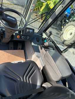 Carretilla elevadora GLP 2023  Jungheinrich TFG 425s (11)