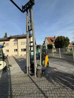 Carretilla elevadora GLP 2023  Jungheinrich TFG 425s (6)