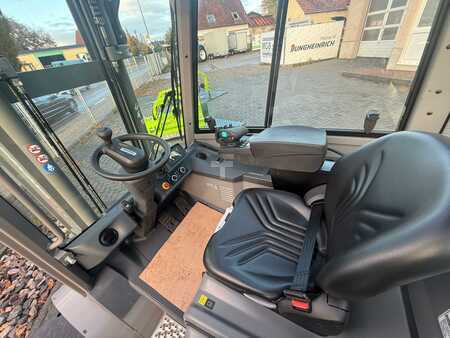 Carretilla elevadora GLP 2023  Jungheinrich TFG 425s (9)