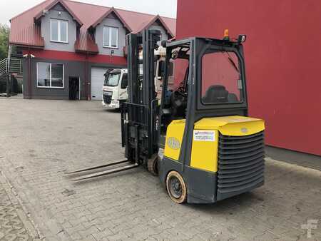 Elektryczne 4-kołowe 2007  Aisle Master 20SE (6)