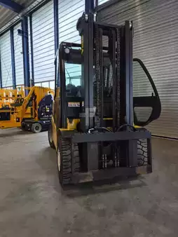 Gas gaffeltruck 2010  Yale GLP55VX (4)