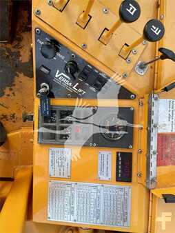 Propane Forklifts 2014  Versa-Lift 40/60 (11)