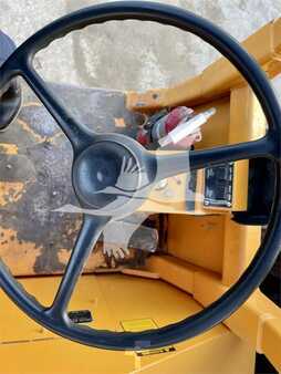 Propane Forklifts 2014  Versa-Lift 40/60 (13)