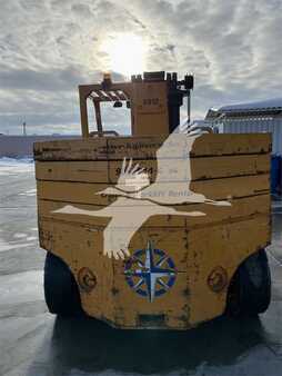 Propane Forklifts 2014  Versa-Lift 40/60 (7)