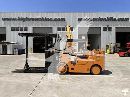 Propane Forklifts 2022  Versa-Lift 25/35 (1)