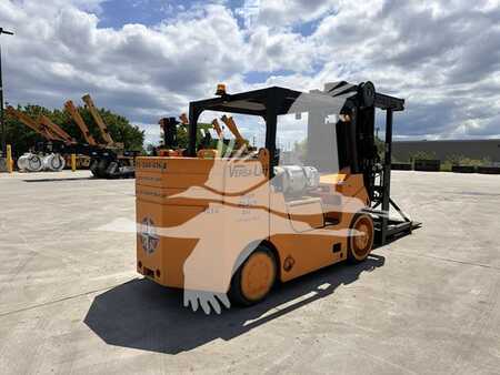 Propane Forklifts 2022  Versa-Lift 25/35 (6)