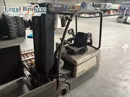 Електричний - 3 колеса - Crown SC4200 - Elektrische heftruck (105) (1)