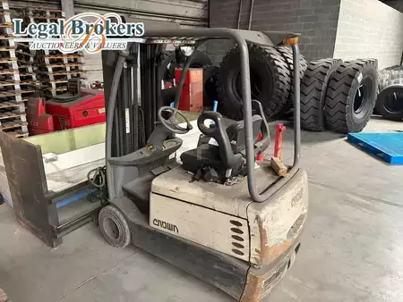 Електричний - 3 колеса - Crown SC4200 - Elektrische heftruck (105) (5)