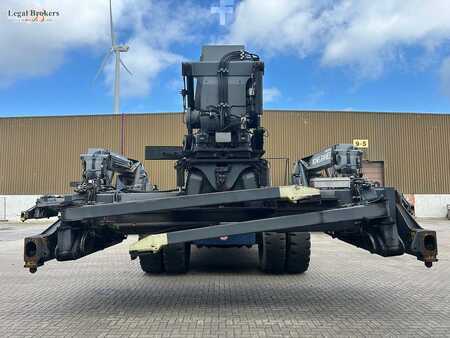 Reachstacker 2014  SMV Konecranes SMV 4533 CB5 (RS171) (1)