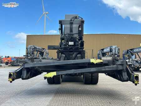 Reachstacker 2015  SMV Konecranes SMV 4533 CB5 (RS172) (1)
