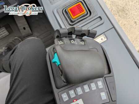 Elektrisk- 4 hjul 2017  Jungheinrich EFG 425K (9)