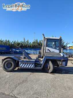 Trattori per terminali 2016  Terberg RT283 (2)