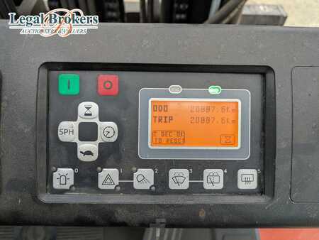 Montacargas Eléctrico (4 ruedas) 2015  Toyota 8FBMT50 (8)