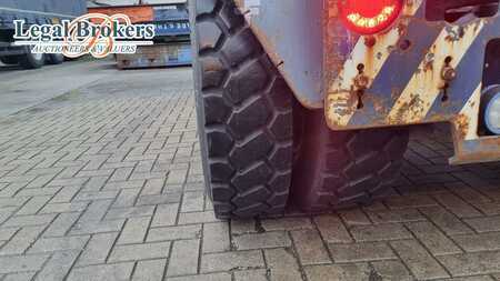 Trattori per terminali 2012  Terberg RT283 (8)