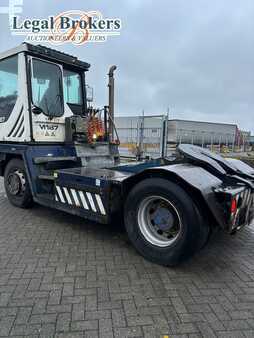 Trattori per terminali 2013  Terberg RT283 (2)