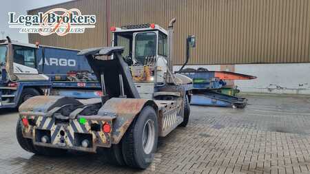 Trattori per terminali 2015  Terberg RT283 (2)