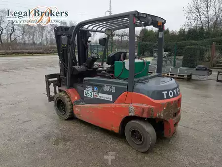 Eléctrica de 4 ruedas 2017  Toyota 8FBMT45 (4)