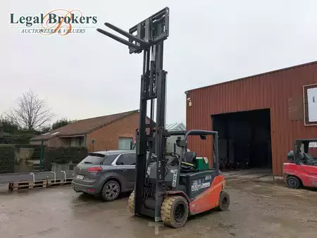 Eléctrica de 4 ruedas 2017  Toyota 8FBMT45 (9)