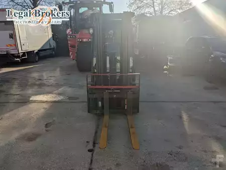 Dieselstapler 2018  Toyota 02-8FGF25 (1)