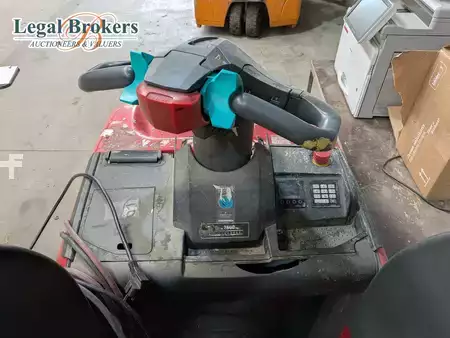 Niederhubwagen 2017  Jungheinrich ERE 225 (4)