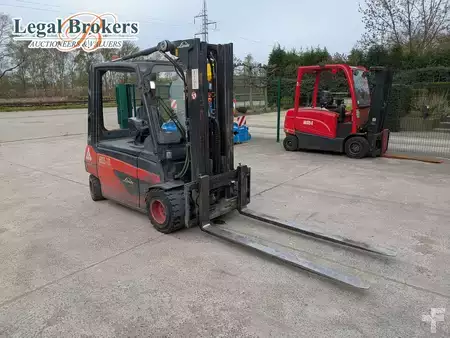 Electric - 4 wheels 2013  Linde E35L-01 (1)