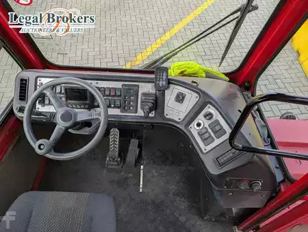 Vetomestari 2017  Terberg YT182 - Terminaltrekker (85000-63) (7)