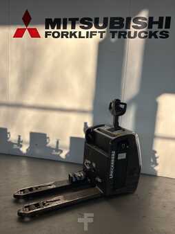 Platform trucks 2021  Mitsubishi PLF (3)