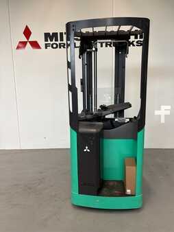 Stacker de condutor em pé 2022 Mitsubishi SBR16N2 (3)