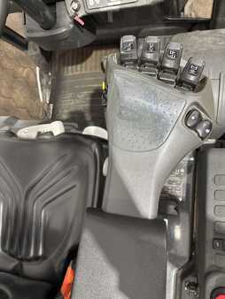 Eléctrico - 3 rodas 2021  Unicarriers TX3-16L (2)