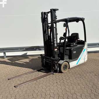 Eléctrico - 3 rodas 2021  Unicarriers TX3-16L (1)