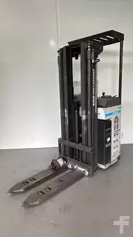 Stackers Stand-on 2018  Atlet A200 (4)