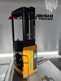 Stacker de condutor em pé 2020 Atlet A160 (4)