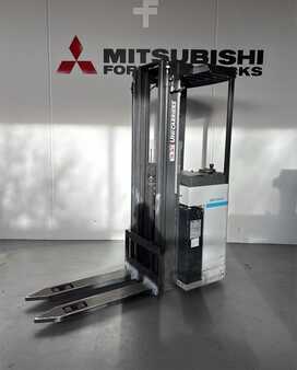 Stacker de condutor em pé 2022  Atlet A160 (5)