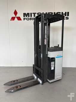 Stacker de condutor em pé 2022 Atlet A160 (4)