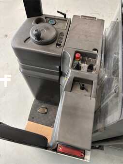 Stacker de condutor em pé 2022 Atlet A160 (1)