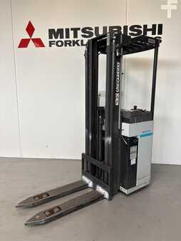 Stacker de condutor em pé 2022  Atlet A160 (3)