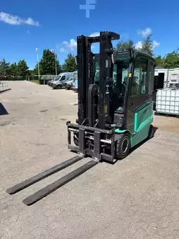 Electric - 4 wheels 2023  Mitsubishi FB35AN (2)