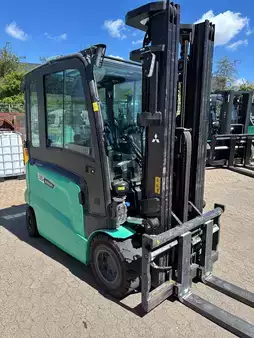 Electric - 4 wheels 2023  Mitsubishi FB35AN (5)
