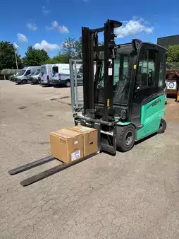 Electric - 4 wheels 2023  Mitsubishi FB35AN (2)