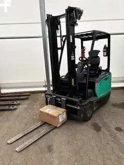 Elektro tříkolové VZV 2023  Mitsubishi FB20ANT (1)