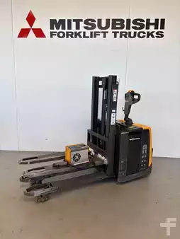 Stackers Stand-on 2016  Atlet PDP200 (4)