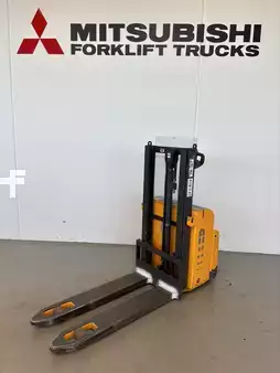 Electric Pallet Trucks 2017  Atlet PSL125 (3)