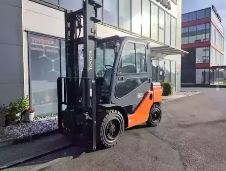 Dieseltrukki 2024  Toyota 52-8FDF30 (3)