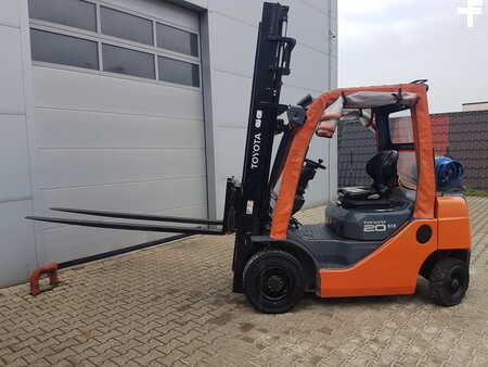 LPG VZV 2011  Toyota 02-8FGF20 (4)