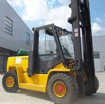 Nestekaasutrukki 2002  Hyster H7.00XL (3)