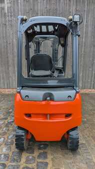 Elektro čtyřkolový VZV 2007  Linde E20PHL-01 (5)